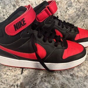Nike Boy's Court Borough Mid 2 Black/University Red/White- 7Y